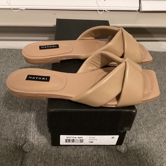 Natori Vitta Slide Sandal (Women) 7M - Picture 9 of 14